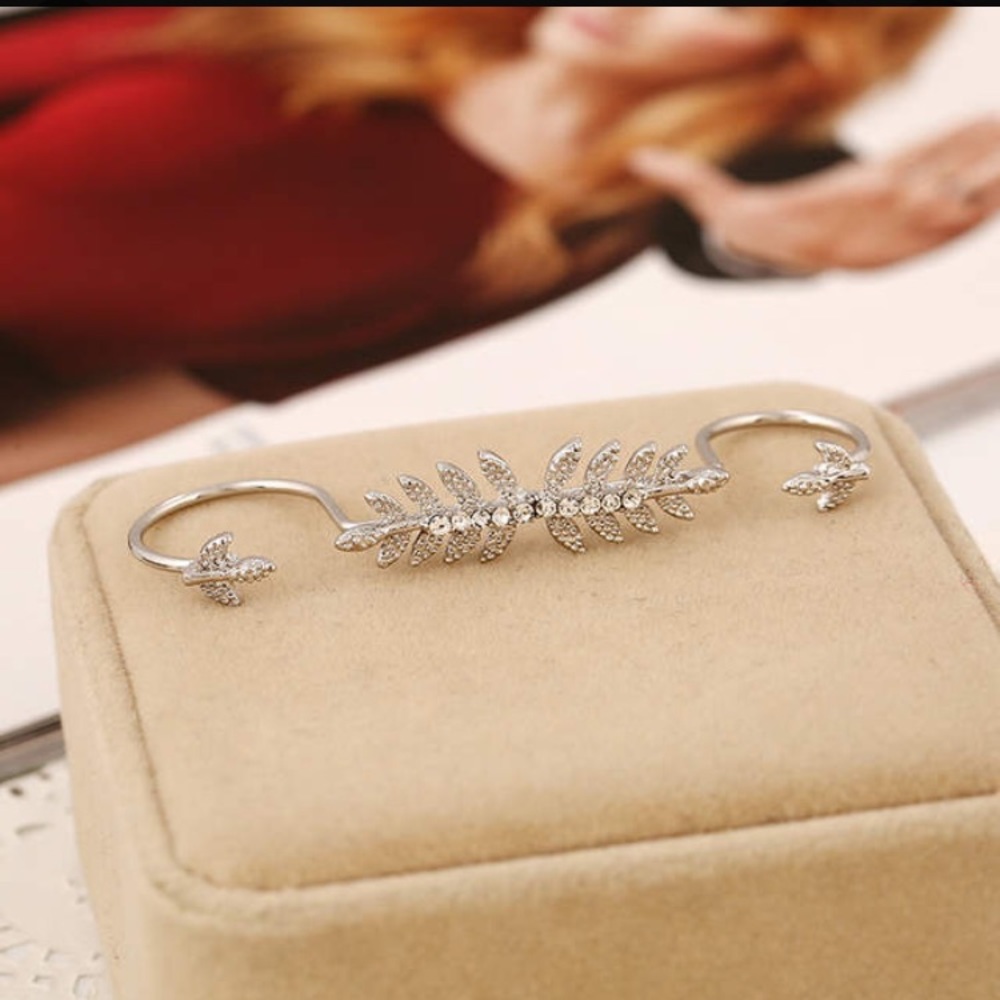 🔥Just in🔥 💫cocktail 💫palm cuff